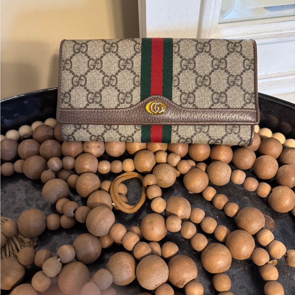Gucci Beige and Brown Wallet with Red and Green Stripe